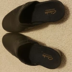 Clarks bendable  blue  open  back  shoes